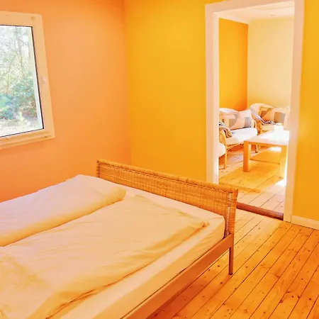 Gemuetliches Wochenendhaus In