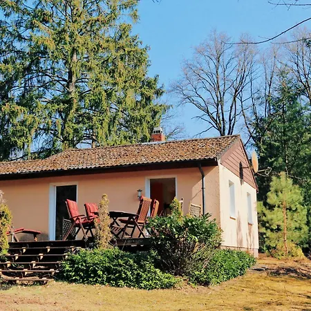 Gemuetliches Wochenendhaus In Holiday home *